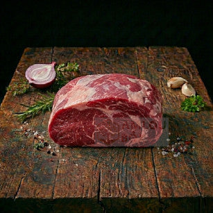 Jungbullenfleisch ohne Knochen